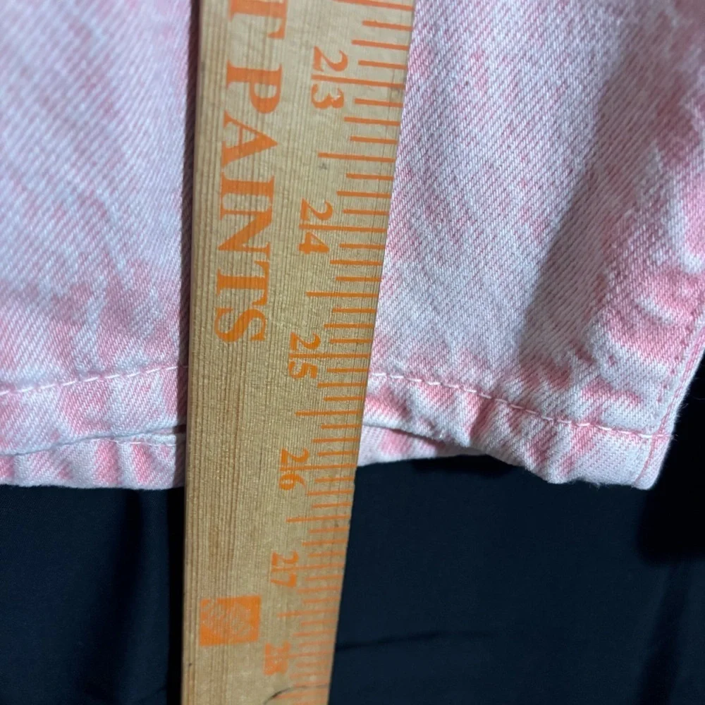 Levi’s 569 Loose Fit Pink Denim Shorts Men’s Size 42 Y2K Baggy Skate Stains